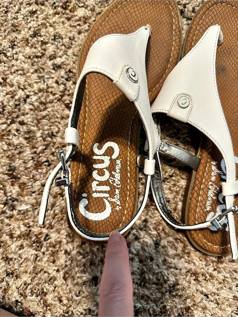 Circus by Sam Edelman Carolina Thong Sandals White & Silver US 7